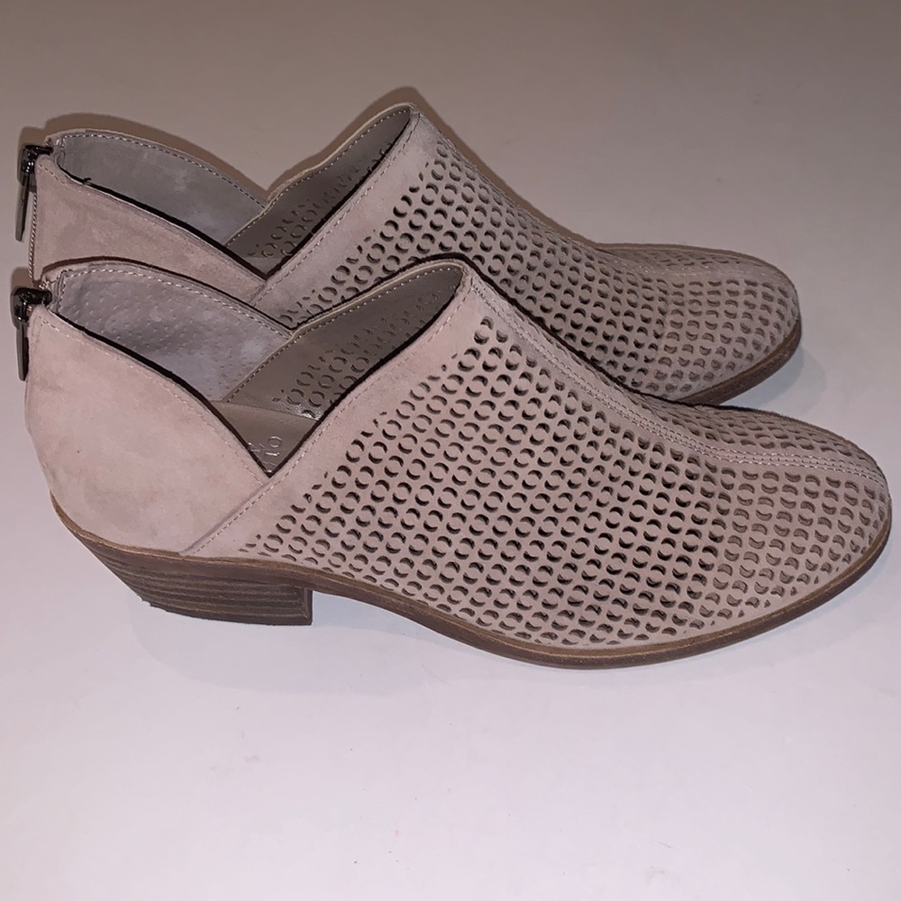 Vince Camuto Paleta 7 1/2